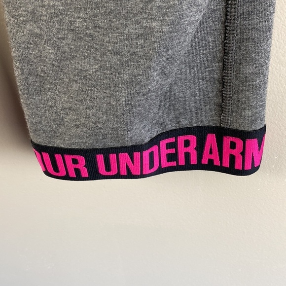 NWT New with Tags UNDER ARMOUR FAVORITE WORDMARK CAPRI WOMEN'S Size Small - Picture 12 of 16